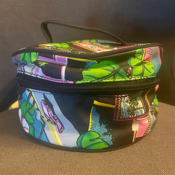 Caboodles Travel Cosmetic Bag - Picture 2 of 6